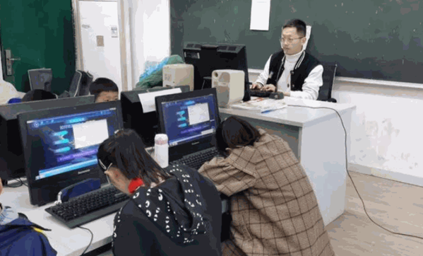 远见青少儿编程